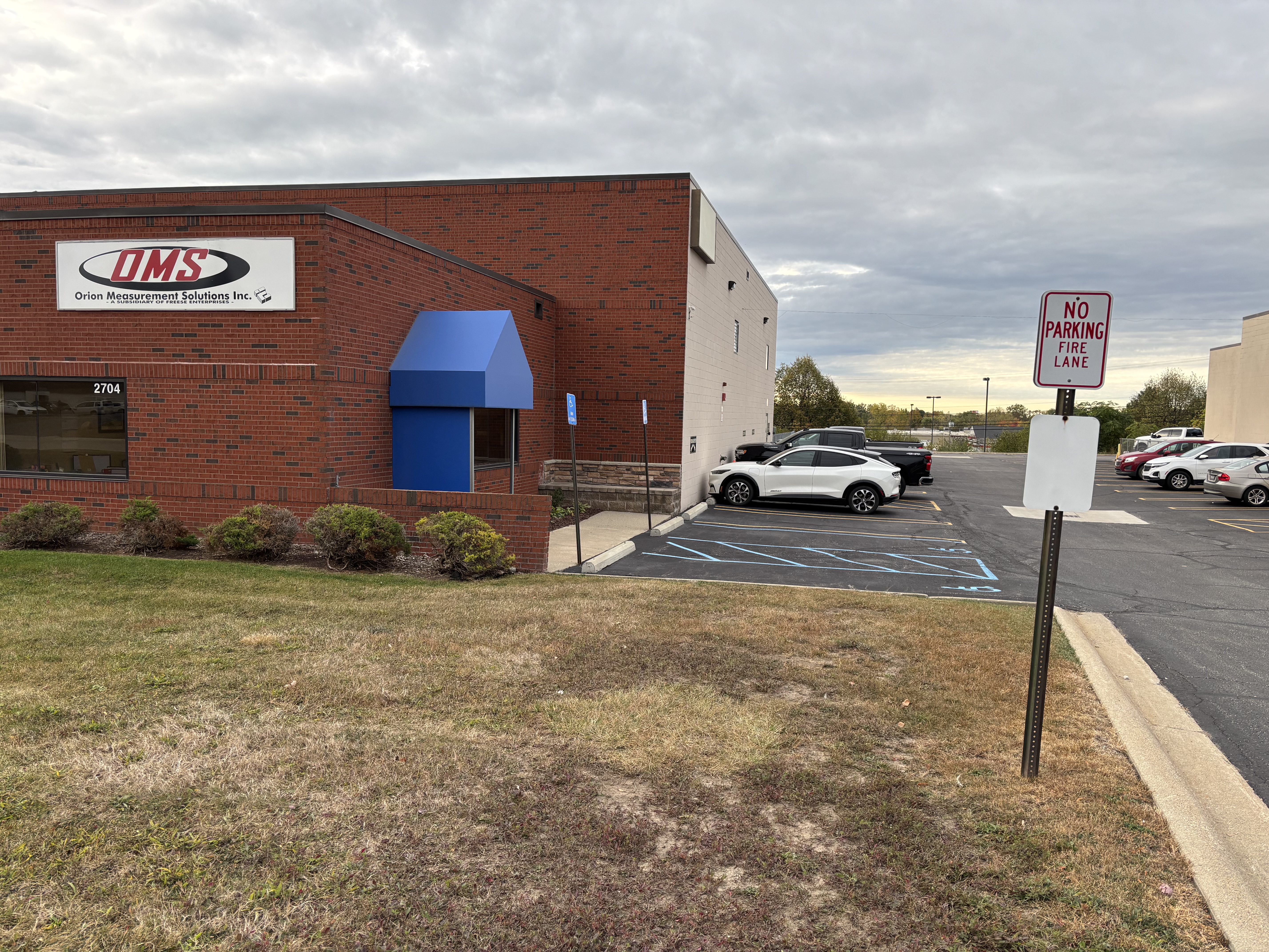 Auburn Hills, MI Area — photo 1