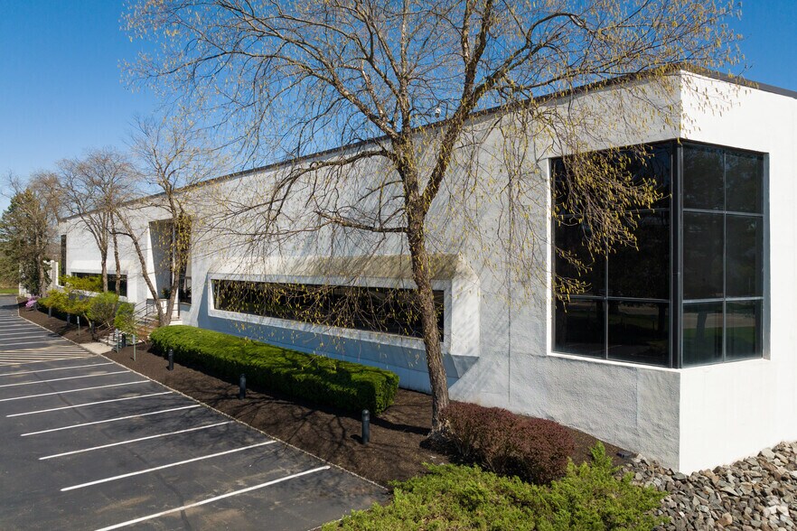 East Hanover, NJ Area — photo 1